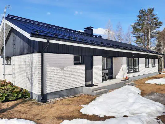 Artikkelin kuva - images/our/2021/sadevesijarjestelmat-kattomaalaus.jpg